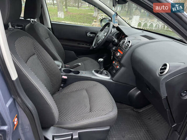 Серый Ниссан Кашкай, объемом двигателя 1.6 л и пробегом 212 тыс. км за 7800 $, фото 19 на Automoto.ua