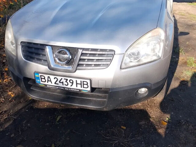 Серый Ниссан Кашкай, объемом двигателя 1.6 л и пробегом 272 тыс. км за 7200 $, фото 2 на Automoto.ua