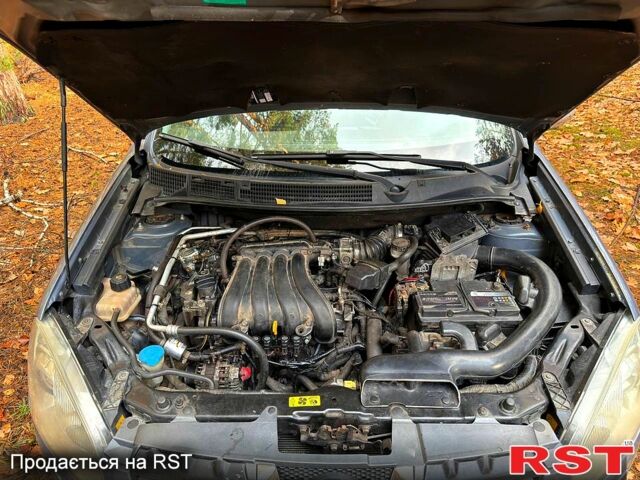 Серый Ниссан Кашкай, объемом двигателя 2 л и пробегом 260 тыс. км за 7500 $, фото 8 на Automoto.ua