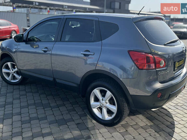 Серый Ниссан Кашкай, объемом двигателя 2 л и пробегом 207 тыс. км за 7999 $, фото 4 на Automoto.ua