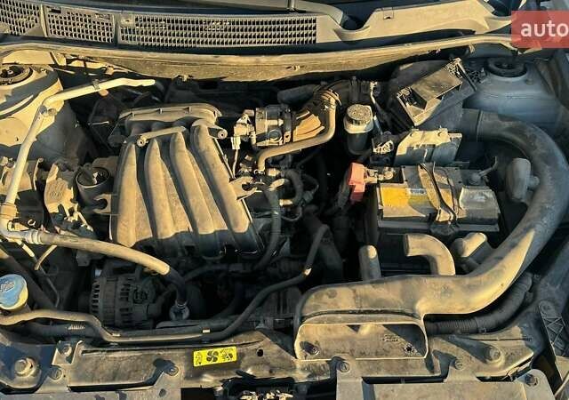 Серый Ниссан Кашкай, объемом двигателя 1.6 л и пробегом 320 тыс. км за 7600 $, фото 12 на Automoto.ua