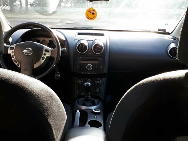 Серый Ниссан Кашкай, объемом двигателя 0 л и пробегом 146 тыс. км за 8800 $, фото 1 на Automoto.ua