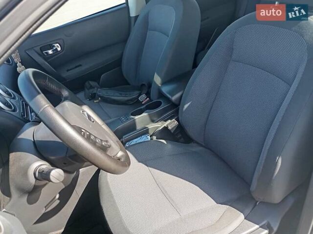 Серый Ниссан Кашкай, объемом двигателя 1.6 л и пробегом 200 тыс. км за 7650 $, фото 28 на Automoto.ua