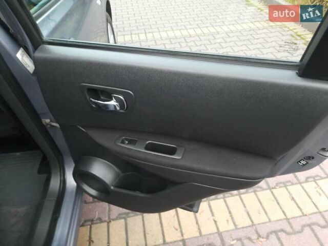 Серый Ниссан Кашкай, объемом двигателя 1.6 л и пробегом 241 тыс. км за 7850 $, фото 21 на Automoto.ua