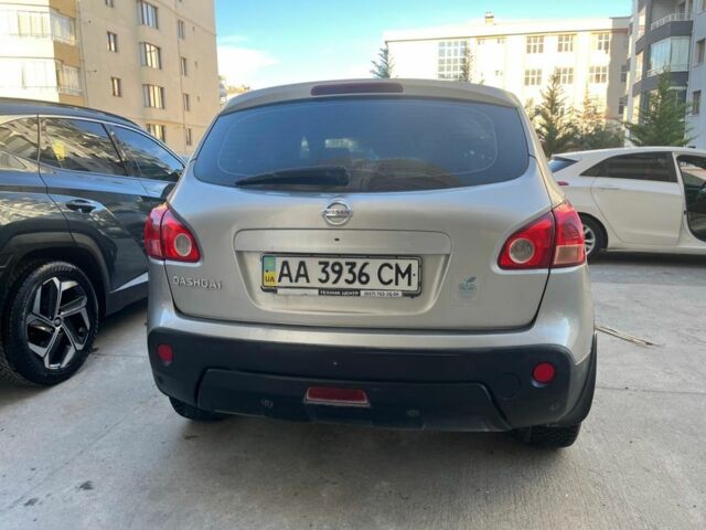 Серый Ниссан Кашкай, объемом двигателя 2 л и пробегом 295 тыс. км за 6900 $, фото 4 на Automoto.ua