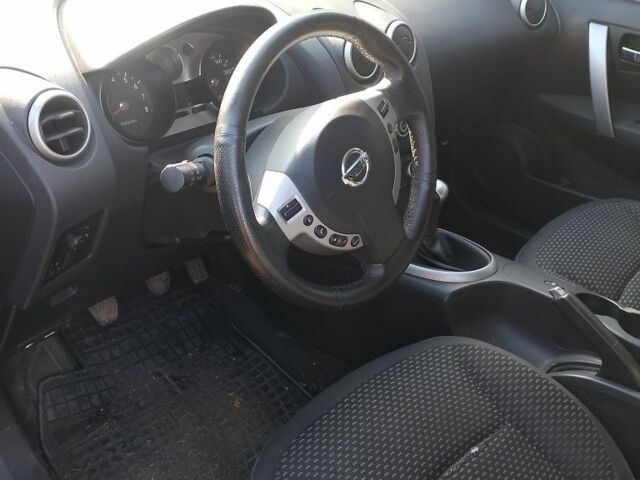 Серый Ниссан Кашкай, объемом двигателя 1.6 л и пробегом 272 тыс. км за 7200 $, фото 13 на Automoto.ua