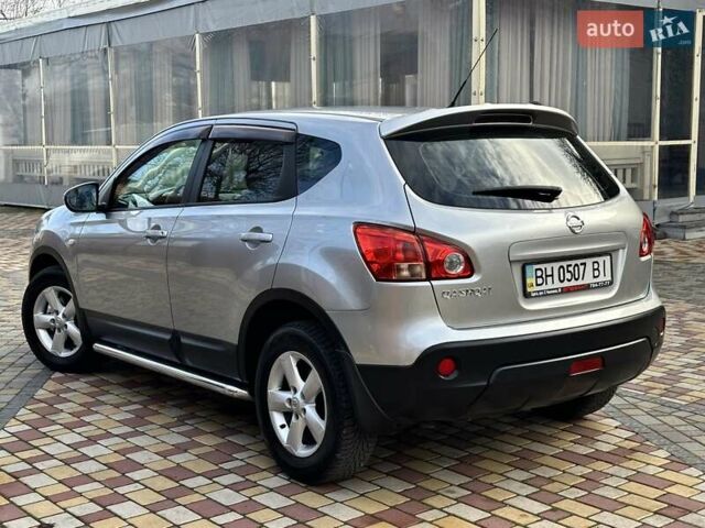 Серый Ниссан Кашкай, объемом двигателя 2 л и пробегом 146 тыс. км за 8900 $, фото 9 на Automoto.ua