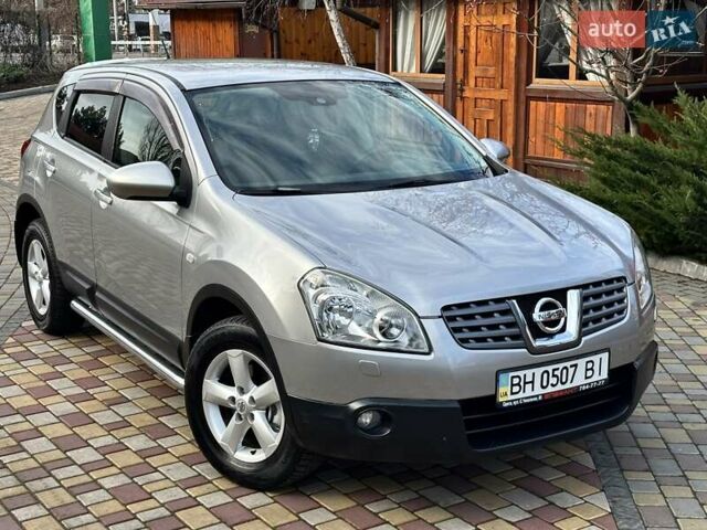 Серый Ниссан Кашкай, объемом двигателя 2 л и пробегом 146 тыс. км за 8900 $, фото 5 на Automoto.ua
