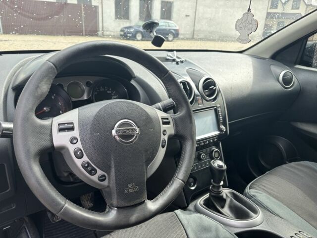 Серый Ниссан Кашкай, объемом двигателя 1.5 л и пробегом 368 тыс. км за 6700 $, фото 6 на Automoto.ua