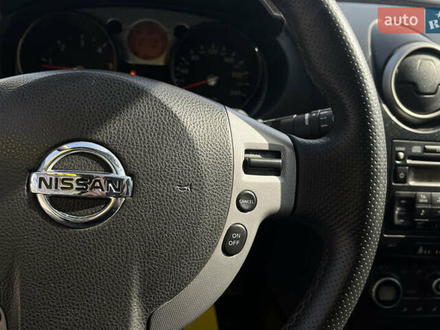 Серый Ниссан Кашкай, объемом двигателя 2 л и пробегом 207 тыс. км за 7999 $, фото 19 на Automoto.ua