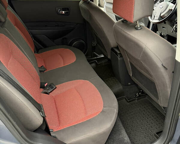 Сірий Ніссан Кашкай, об'ємом двигуна 2 л та пробігом 260 тис. км за 8100 $, фото 14 на Automoto.ua