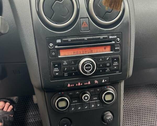 Сірий Ніссан Кашкай, об'ємом двигуна 1.46 л та пробігом 281 тис. км за 8100 $, фото 2 на Automoto.ua