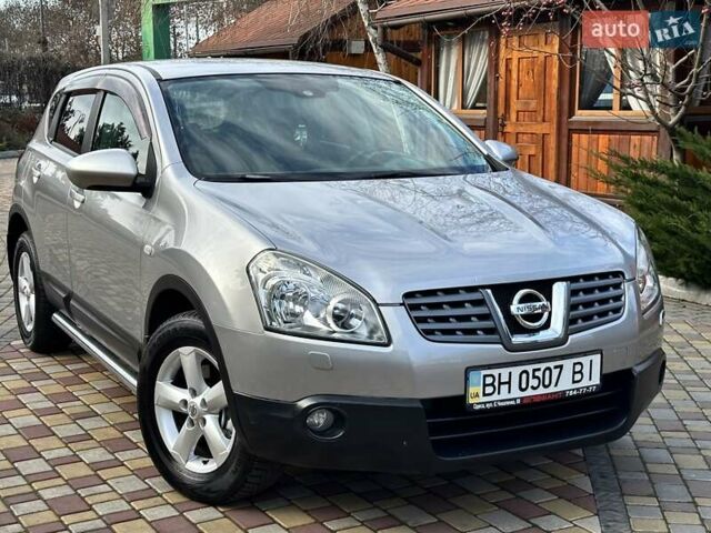 Серый Ниссан Кашкай, объемом двигателя 2 л и пробегом 146 тыс. км за 8900 $, фото 1 на Automoto.ua