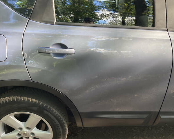 Серый Ниссан Кашкай, объемом двигателя 2 л и пробегом 222 тыс. км за 7850 $, фото 13 на Automoto.ua