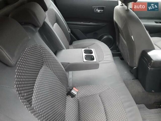 Серый Ниссан Кашкай, объемом двигателя 1.6 л и пробегом 241 тыс. км за 7850 $, фото 24 на Automoto.ua