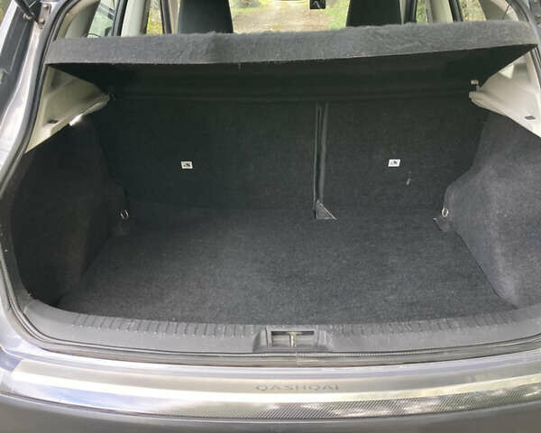 Серый Ниссан Кашкай, объемом двигателя 2 л и пробегом 222 тыс. км за 7850 $, фото 21 на Automoto.ua