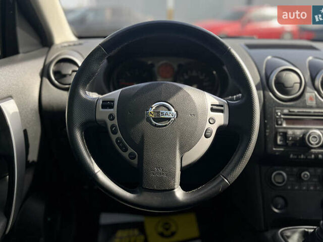 Серый Ниссан Кашкай, объемом двигателя 2 л и пробегом 207 тыс. км за 7999 $, фото 15 на Automoto.ua