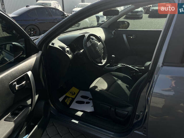 Серый Ниссан Кашкай, объемом двигателя 2 л и пробегом 207 тыс. км за 7999 $, фото 9 на Automoto.ua