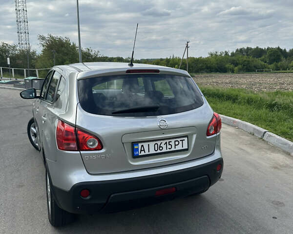 Серый Ниссан Кашкай, объемом двигателя 2 л и пробегом 312 тыс. км за 9500 $, фото 5 на Automoto.ua