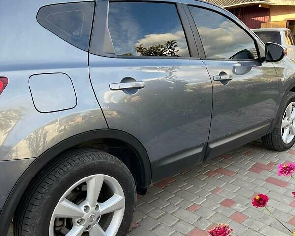 Сірий Ніссан Кашкай, об'ємом двигуна 1.5 л та пробігом 230 тис. км за 8800 $, фото 2 на Automoto.ua