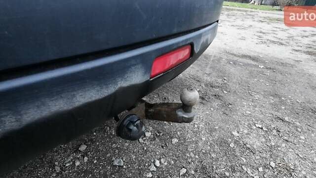 Серый Ниссан Кашкай, объемом двигателя 1.5 л и пробегом 387 тыс. км за 4200 $, фото 12 на Automoto.ua