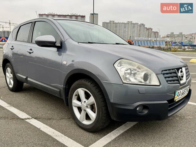 Серый Ниссан Кашкай, объемом двигателя 2 л и пробегом 228 тыс. км за 8800 $, фото 5 на Automoto.ua