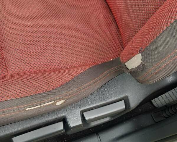 Серый Ниссан Кашкай, объемом двигателя 1.6 л и пробегом 253 тыс. км за 7800 $, фото 12 на Automoto.ua