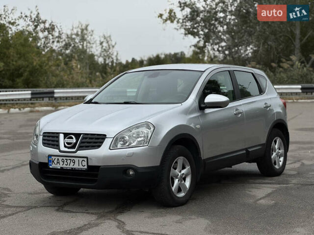 Серый Ниссан Кашкай, объемом двигателя 2 л и пробегом 197 тыс. км за 8500 $, фото 2 на Automoto.ua