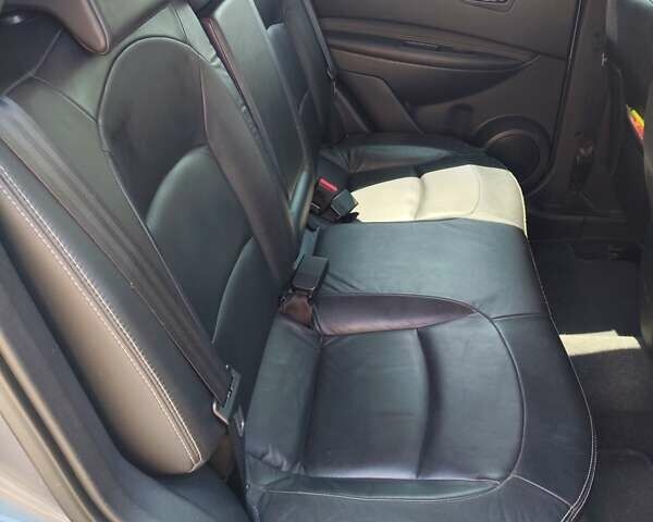 Сірий Ніссан Кашкай, об'ємом двигуна 2 л та пробігом 335 тис. км за 9000 $, фото 5 на Automoto.ua