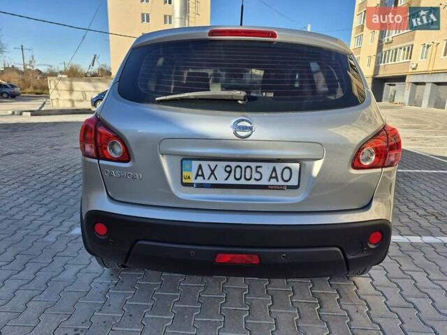 Серый Ниссан Кашкай, объемом двигателя 2 л и пробегом 97 тыс. км за 10300 $, фото 16 на Automoto.ua