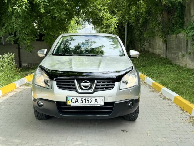 Серый Ниссан Кашкай, объемом двигателя 2 л и пробегом 206 тыс. км за 8300 $, фото 2 на Automoto.ua