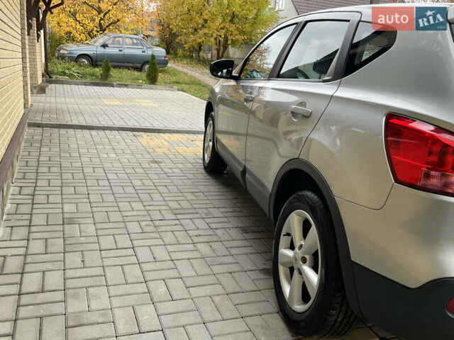 Сірий Ніссан Кашкай, об'ємом двигуна 2 л та пробігом 190 тис. км за 8600 $, фото 7 на Automoto.ua