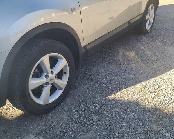 Сірий Ніссан Кашкай, об'ємом двигуна 1.5 л та пробігом 160 тис. км за 5300 $, фото 5 на Automoto.ua