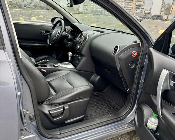 Серый Ниссан Кашкай, объемом двигателя 2 л и пробегом 228 тыс. км за 8800 $, фото 8 на Automoto.ua