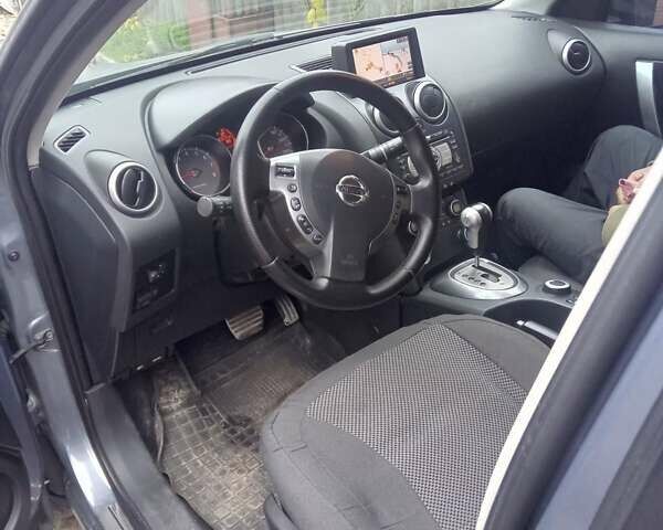 Сірий Ніссан Кашкай, об'ємом двигуна 2 л та пробігом 231 тис. км за 7800 $, фото 3 на Automoto.ua