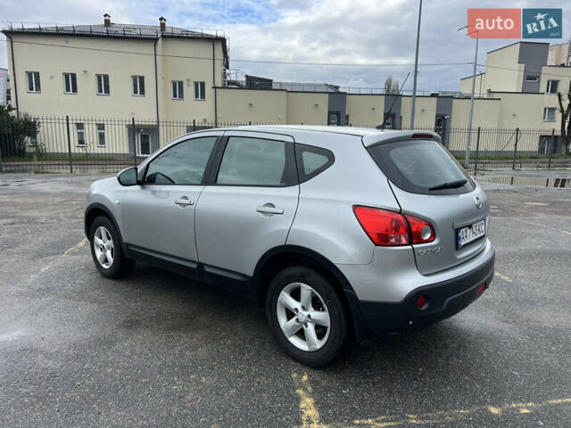 Серый Ниссан Кашкай, объемом двигателя 2 л и пробегом 299 тыс. км за 6300 $, фото 5 на Automoto.ua