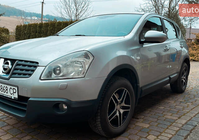 Серый Ниссан Кашкай, объемом двигателя 2 л и пробегом 235 тыс. км за 8300 $, фото 7 на Automoto.ua