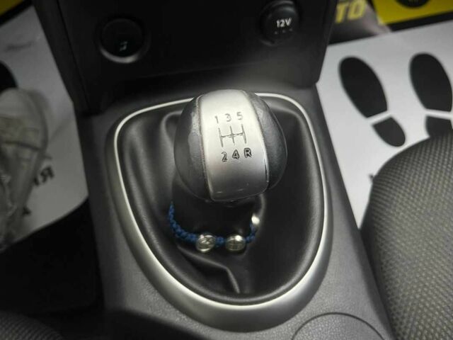 Серый Ниссан Кашкай, объемом двигателя 1.6 л и пробегом 205 тыс. км за 8400 $, фото 18 на Automoto.ua