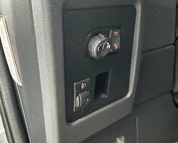 Сірий Ніссан Кашкай, об'ємом двигуна 1.46 л та пробігом 232 тис. км за 8000 $, фото 24 на Automoto.ua