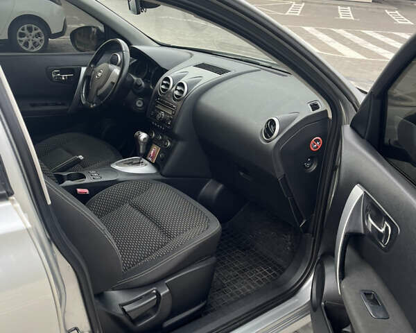 Серый Ниссан Кашкай, объемом двигателя 2 л и пробегом 286 тыс. км за 7499 $, фото 13 на Automoto.ua