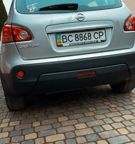 Серый Ниссан Кашкай, объемом двигателя 2 л и пробегом 235 тыс. км за 8300 $, фото 5 на Automoto.ua