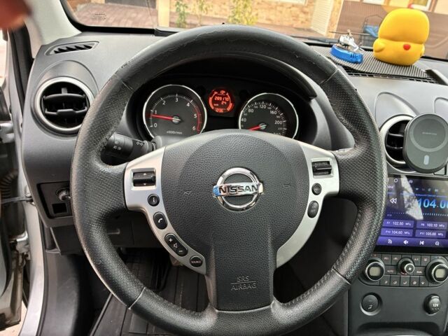 Серый Ниссан Кашкай, объемом двигателя 2 л и пробегом 289 тыс. км за 10500 $, фото 10 на Automoto.ua