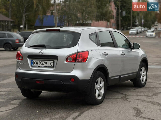 Серый Ниссан Кашкай, объемом двигателя 2 л и пробегом 197 тыс. км за 8500 $, фото 5 на Automoto.ua