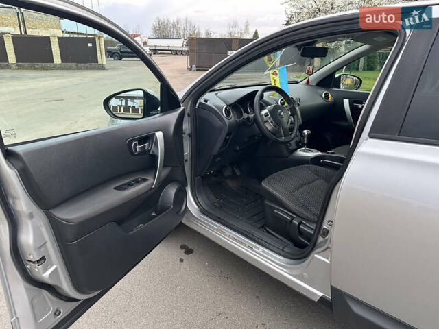 Сірий Ніссан Кашкай, об'ємом двигуна 2 л та пробігом 335 тис. км за 8500 $, фото 9 на Automoto.ua