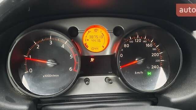 Серый Ниссан Кашкай, объемом двигателя 1.5 л и пробегом 387 тыс. км за 4200 $, фото 8 на Automoto.ua