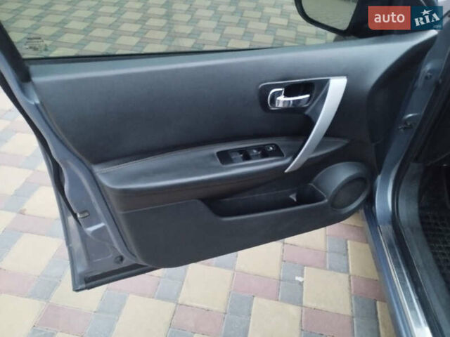 Серый Ниссан Кашкай, объемом двигателя 2 л и пробегом 275 тыс. км за 6900 $, фото 7 на Automoto.ua
