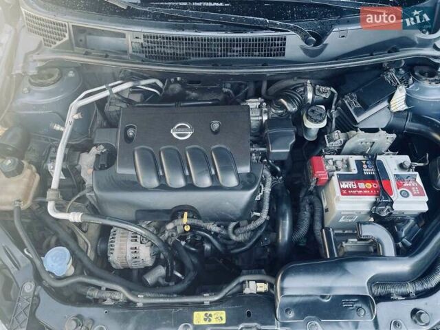 Серый Ниссан Кашкай, объемом двигателя 2 л и пробегом 171 тыс. км за 9100 $, фото 1 на Automoto.ua