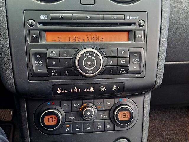 Сірий Ніссан Кашкай, об'ємом двигуна 2 л та пробігом 183 тис. км за 9400 $, фото 7 на Automoto.ua