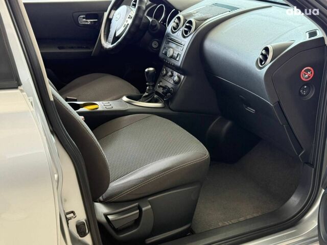 Серый Ниссан Кашкай, объемом двигателя 1.5 л и пробегом 180 тыс. км за 8990 $, фото 15 на Automoto.ua