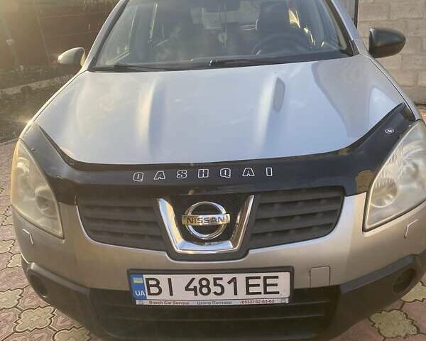 Серый Ниссан Кашкай, объемом двигателя 2 л и пробегом 215 тыс. км за 9000 $, фото 5 на Automoto.ua